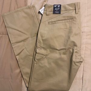 Men’s new with tags Fox khaki pants